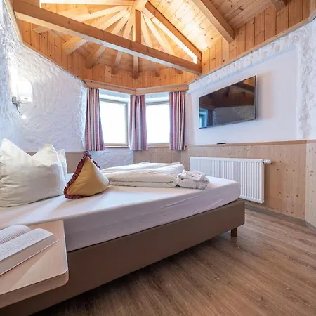 Hotel Replers Garni & 3*